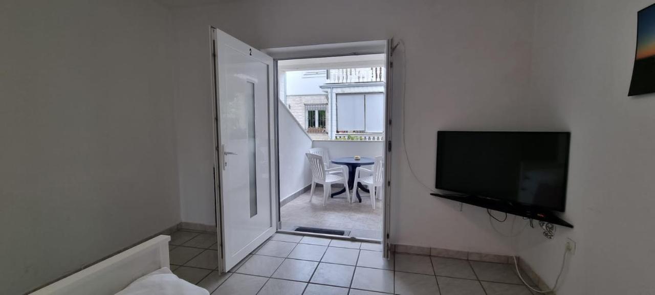 Apartments La Playa Πούλα Εξωτερικό φωτογραφία