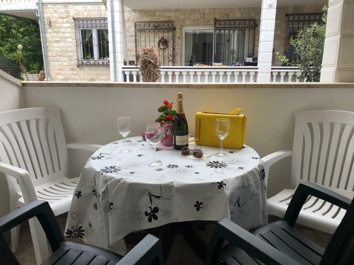 Apartments La Playa Πούλα Εξωτερικό φωτογραφία